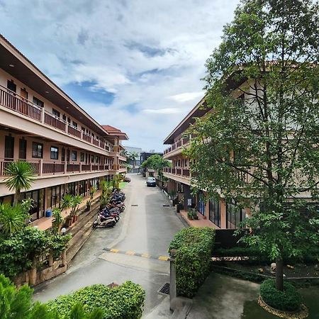 Panupong Hotel Chaweng  Bagian luar foto