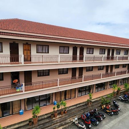 Panupong Hotel Chaweng  Bagian luar foto