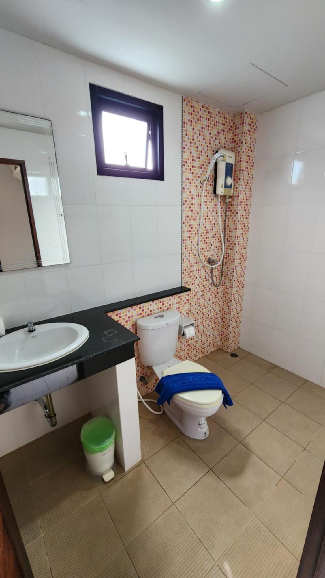 Panupong Hotel Chaweng  Bagian luar foto