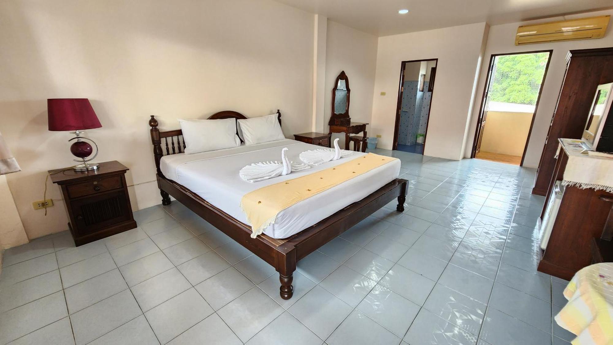 Panupong Hotel Chaweng  Bagian luar foto