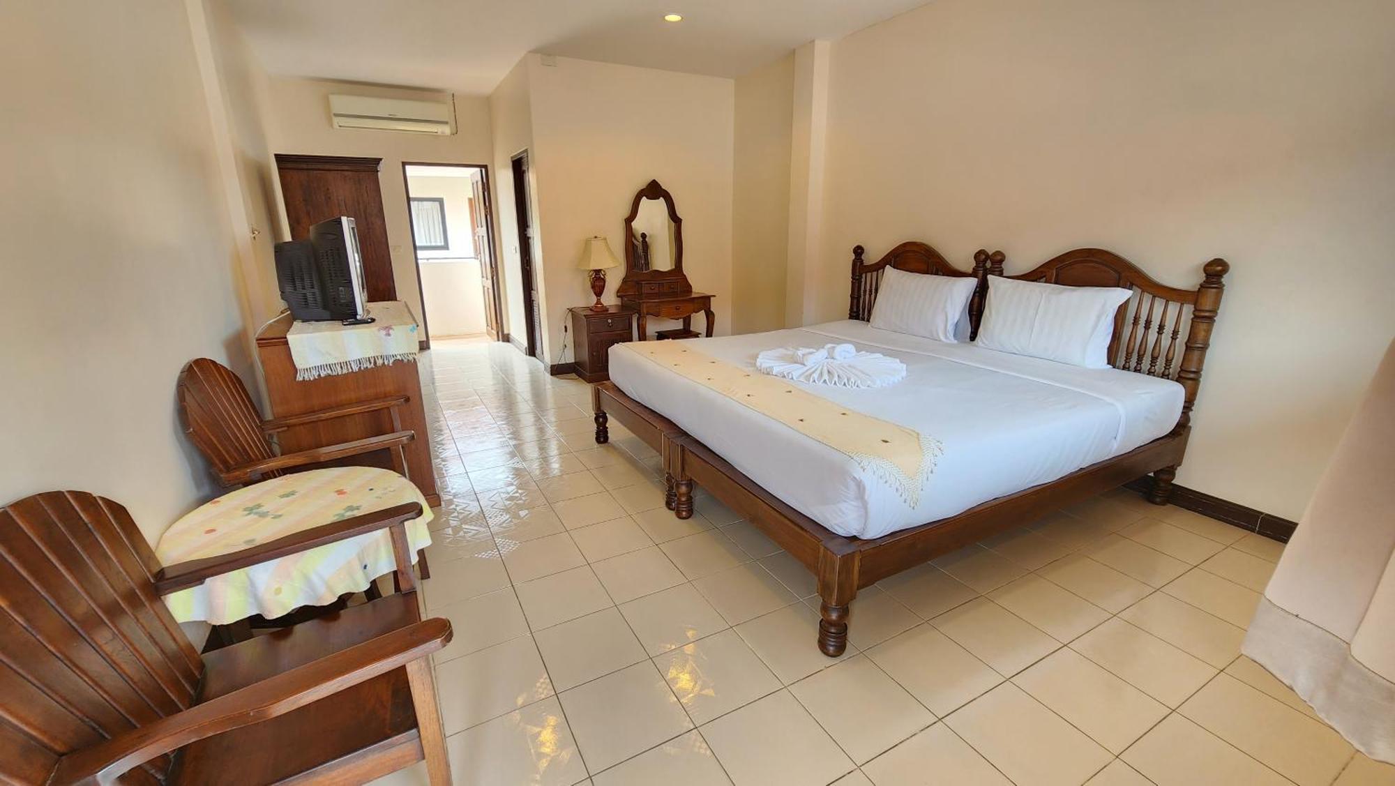 Panupong Hotel Chaweng  Bagian luar foto