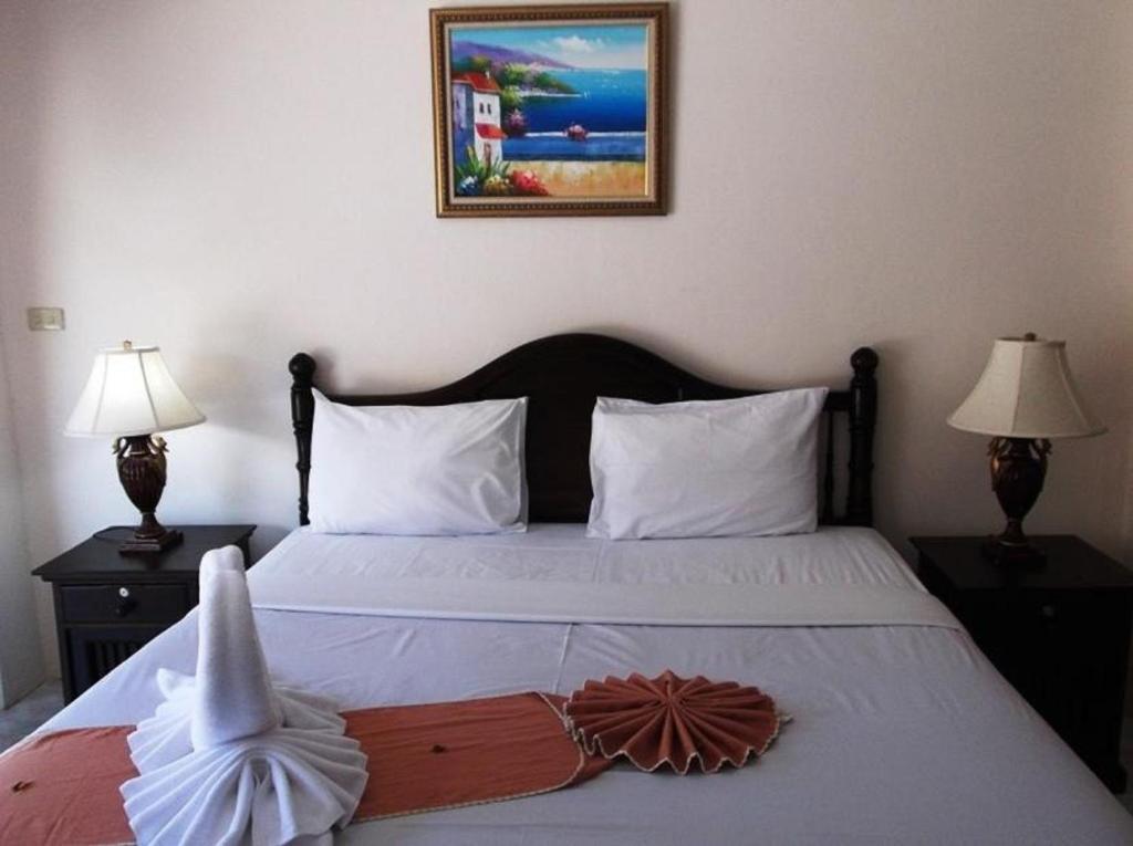 Panupong Hotel Chaweng  Ruang foto