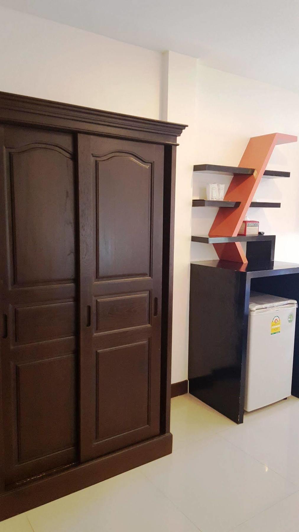 Panupong Hotel Chaweng  Bagian luar foto