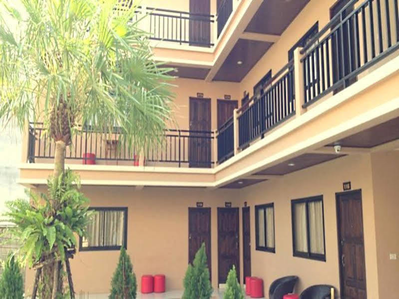 Panupong Hotel Chaweng  Bagian luar foto